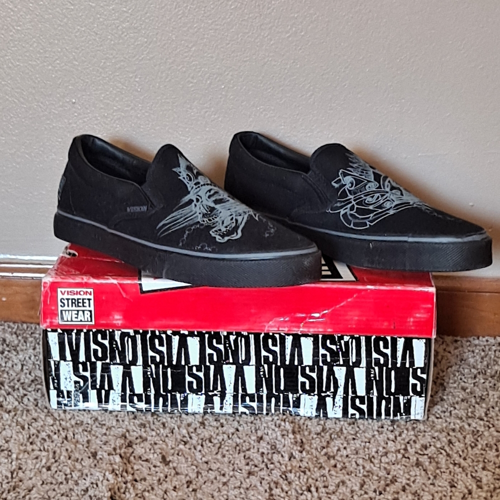 Vision Street Wear Black Graphic Sneakers Size 8